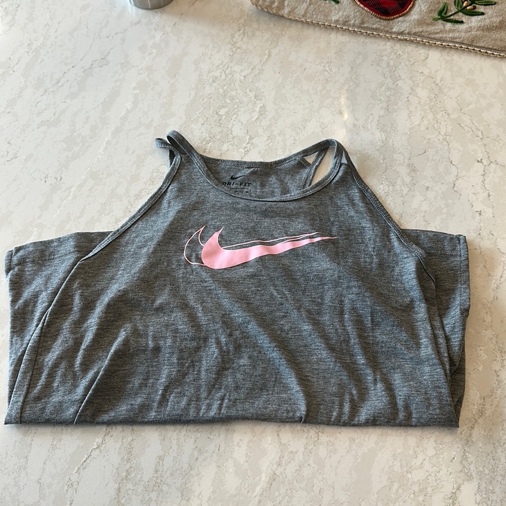 Kids gray dri fit Nike tank